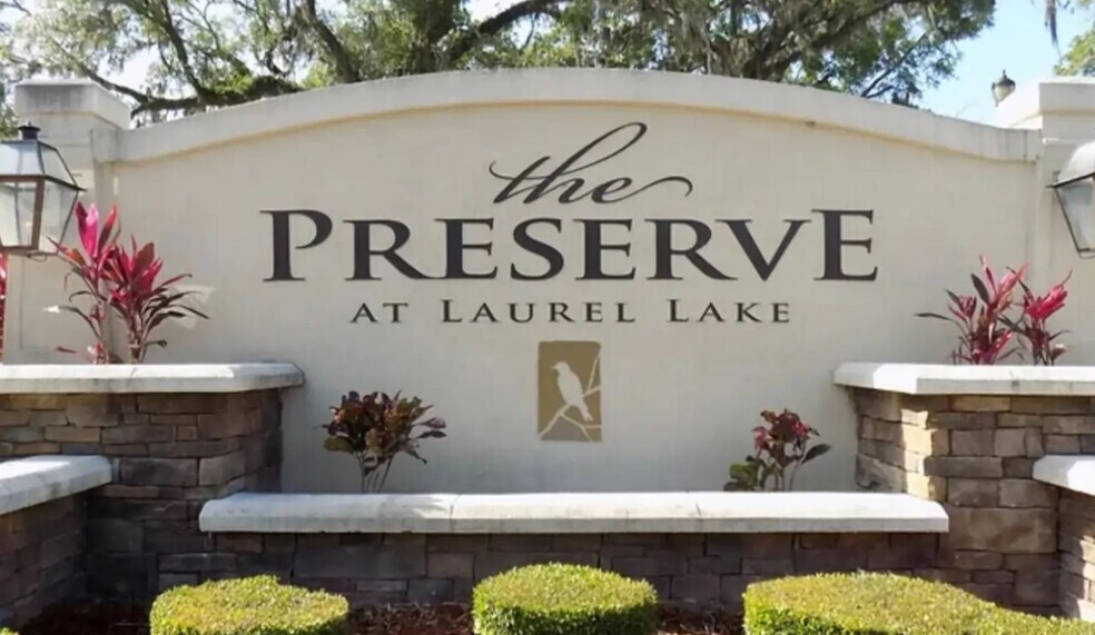530 SW Rosemary Dr, Lake City, FL à vendre - Photo du bâtiment - Image 2 de 3