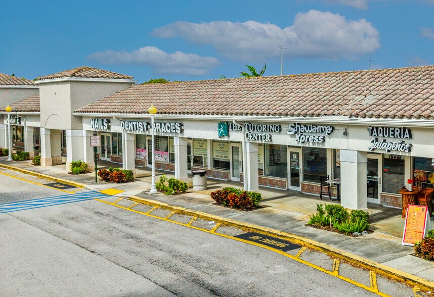 18401-18461 Miramar Pky, Miramar, FL à louer - Photo du bâtiment - Image 2 de 3
