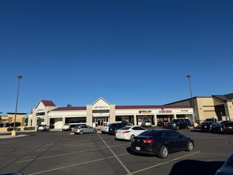 319 S Power Rd, Mesa, AZ à louer - Photo du bâtiment - Image 2 de 7