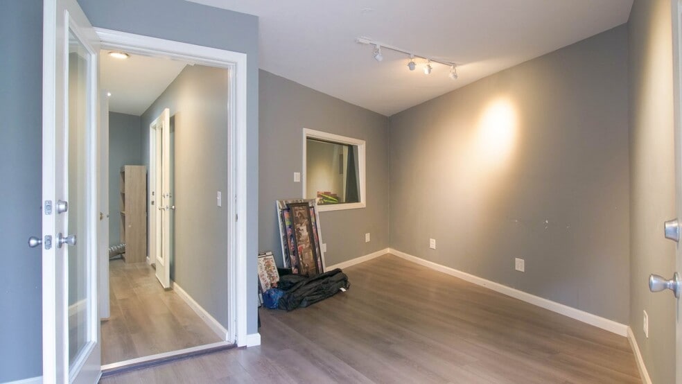 7161 Foothill Blvd, Tujunga, CA à vendre - Photo du bâtiment - Image 2 de 46