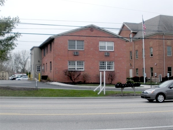 3915 Market St, Camp Hill, PA à vendre - Photo du bâtiment - Image 2 de 28