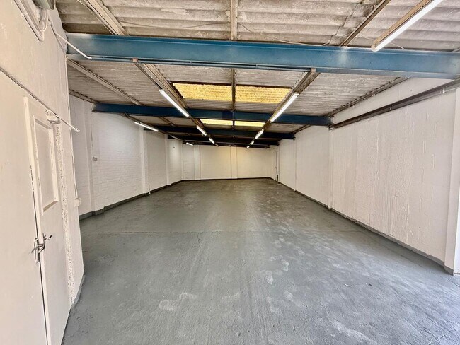 More details for 18-20 Navigation St, Walsall - Industrial for Lease