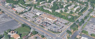 Plus de détails pour 8100 Annapolis Rd, Hyattsville, MD - Commerce de détail à vendre