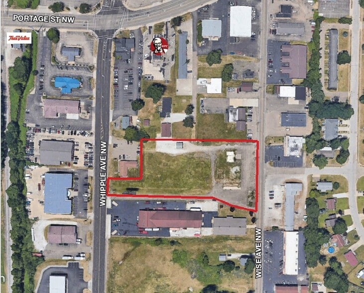 NW Wise Ave, Canton, OH à vendre - Photo du bâtiment - Image 2 de 3