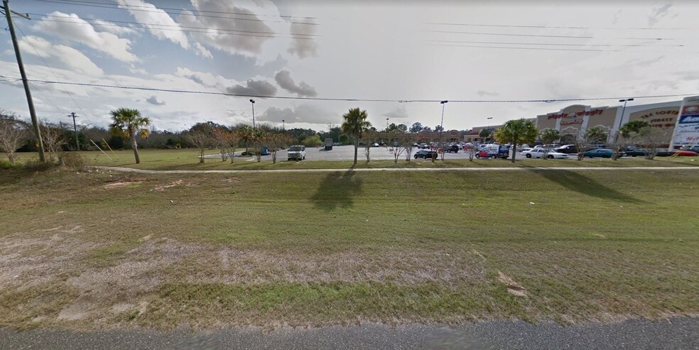18680 Blue Star Hwy, Quincy, FL à vendre - Photo du bâtiment - Image 2 de 5