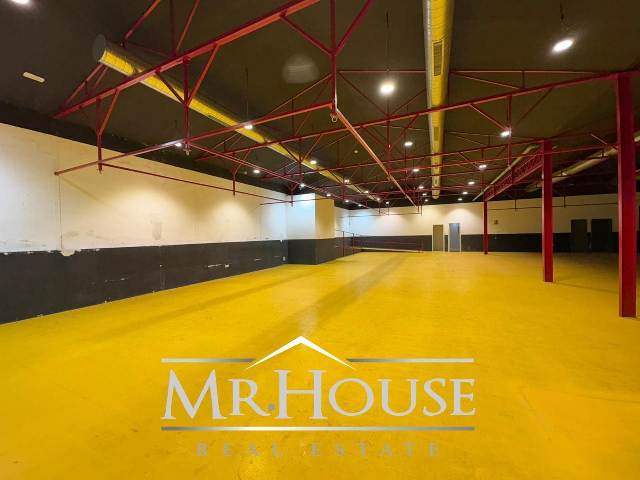 Retail in Parla, Madrid for lease Interior Photo- Image 1 of 8