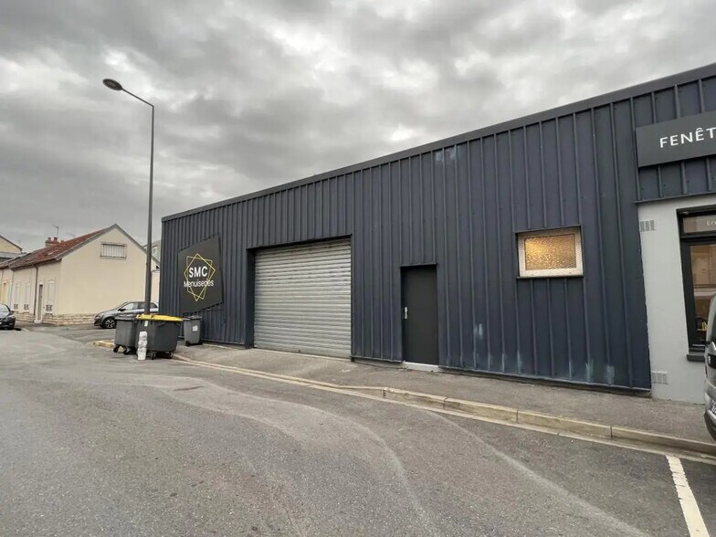 Industrial in Reims for lease - Building Photo - Image 2 of 5