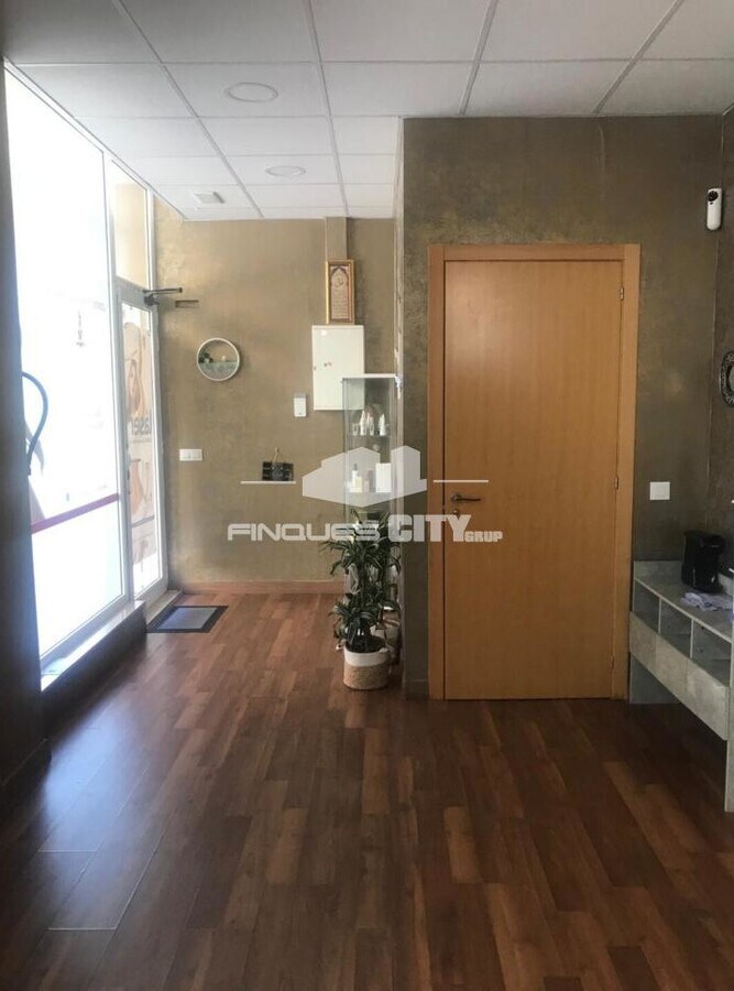 Calella, BAR 08370 - Unit Pta. 3 - - Interior Photo - Image 2 of 6