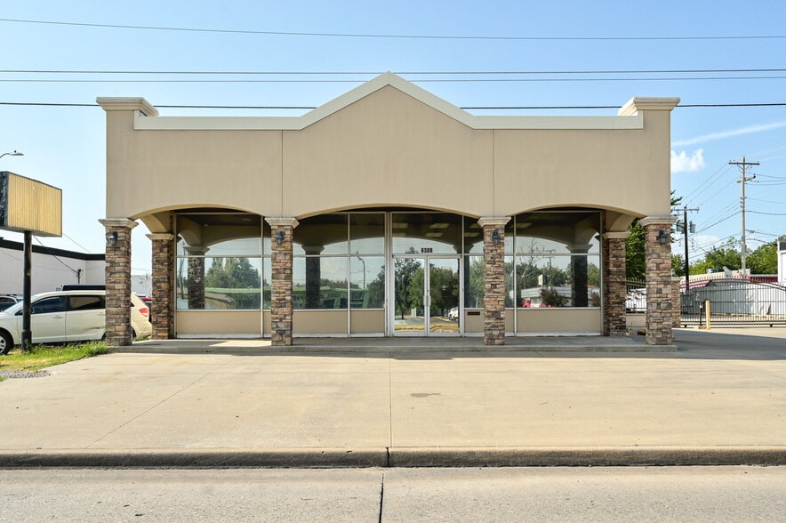 6308 NW 39th Expy, Bethany, OK à vendre - Photo du bâtiment - Image 3 de 34