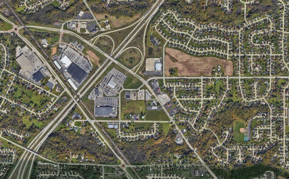 2600 Bellevue St, Green Bay, WI à vendre - Photo du bâtiment - Image 2 de 2