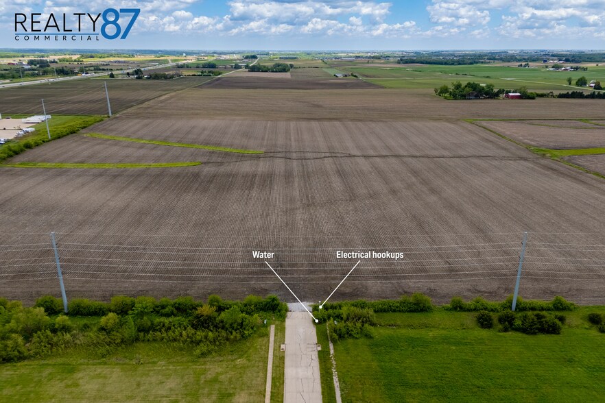 300 Herky st, North Liberty, IA à vendre - Aérien - Image 2 de 13