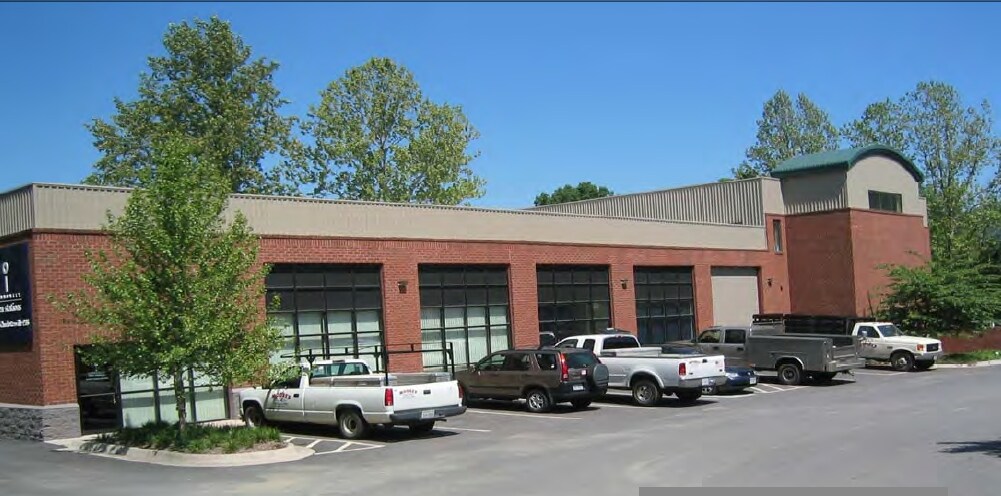 1825 Avon St, Charlottesville, VA à vendre Photo principale- Image 1 de 1