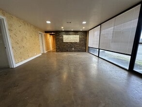 43424 Copeland Cir, Lancaster, CA for lease Interior Photo- Image 1 of 8
