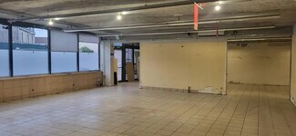 Plus de détails pour Commerce de détail à vendre