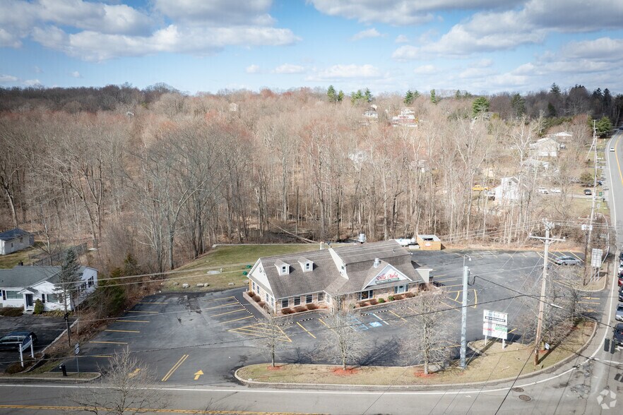 1663 Route 300, Newburgh, NY à vendre - Aérien - Image 3 de 11