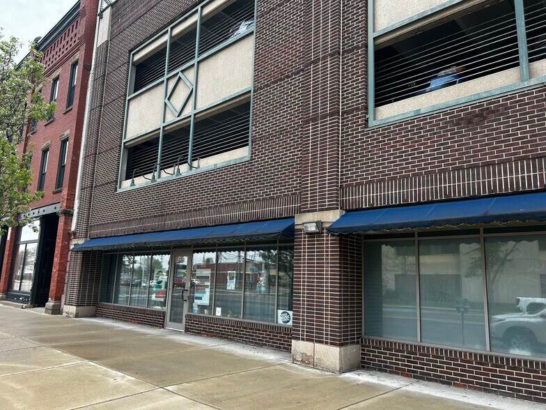 306-324 N Rose St, Kalamazoo, MI for lease - Building Photo - Image 2 of 17