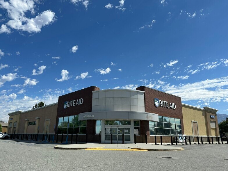 Oak Valley Pky, Beaumont, CA à louer - Photo du bâtiment - Image 1 de 5