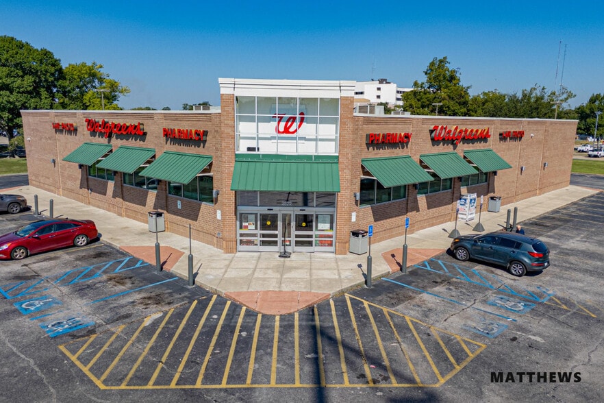 2822 Ambassador Caffery Pky, Lafayette, LA for sale - Primary Photo - Image 1 of 3