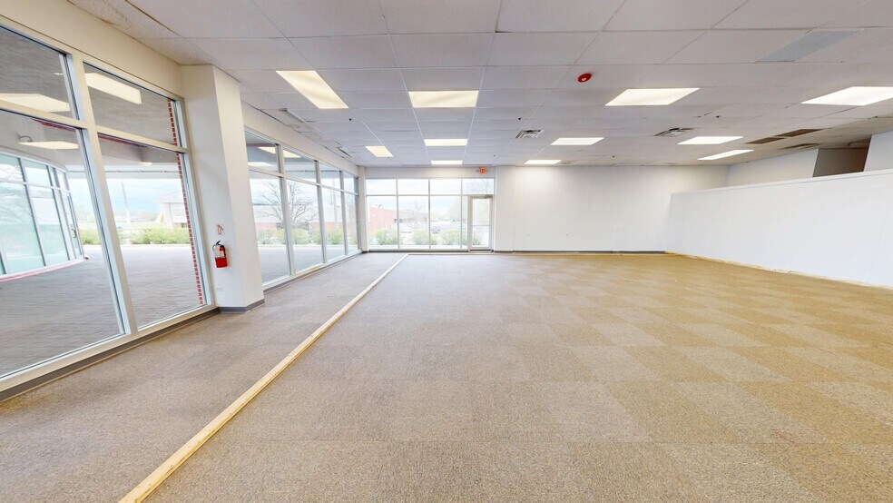 5-25 E Golf Rd, Arlington Heights, IL à louer - Photo du bâtiment - Image 3 de 20