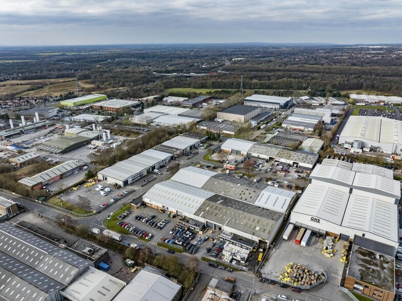 Holloway Dr, Manchester for lease - Building Photo - Image 2 of 10