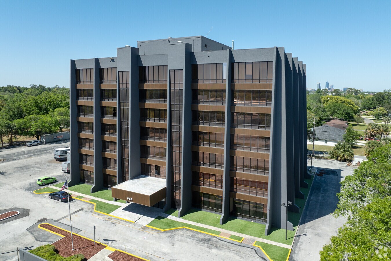 900 N University Blvd, Jacksonville, FL à louer Photo du bâtiment- Image 1 de 38