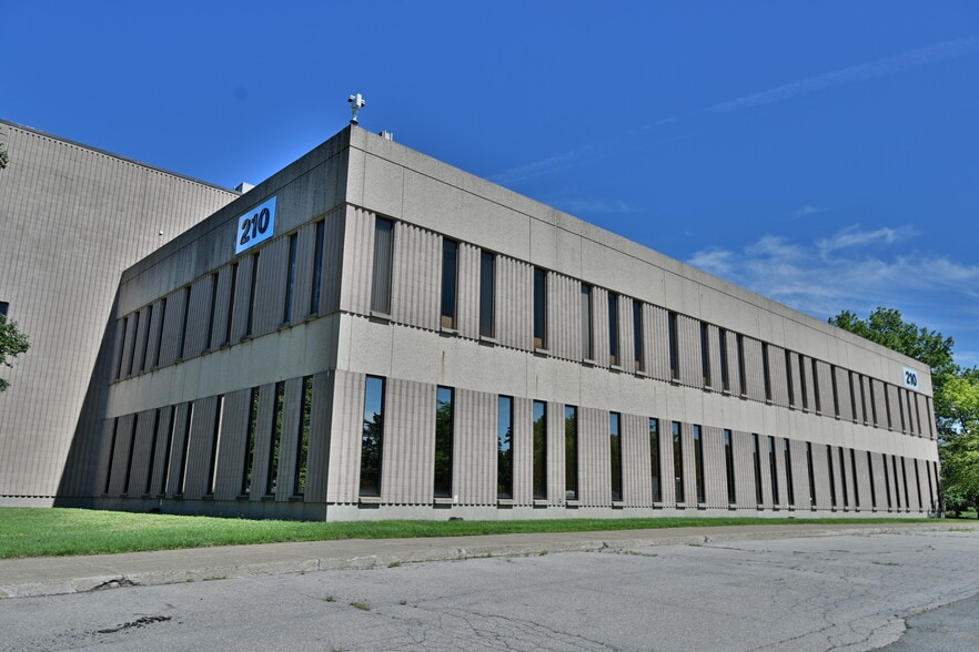 2070 Route 52, Hopewell Junction, NY for lease - Building Photo - Image 2 of 5