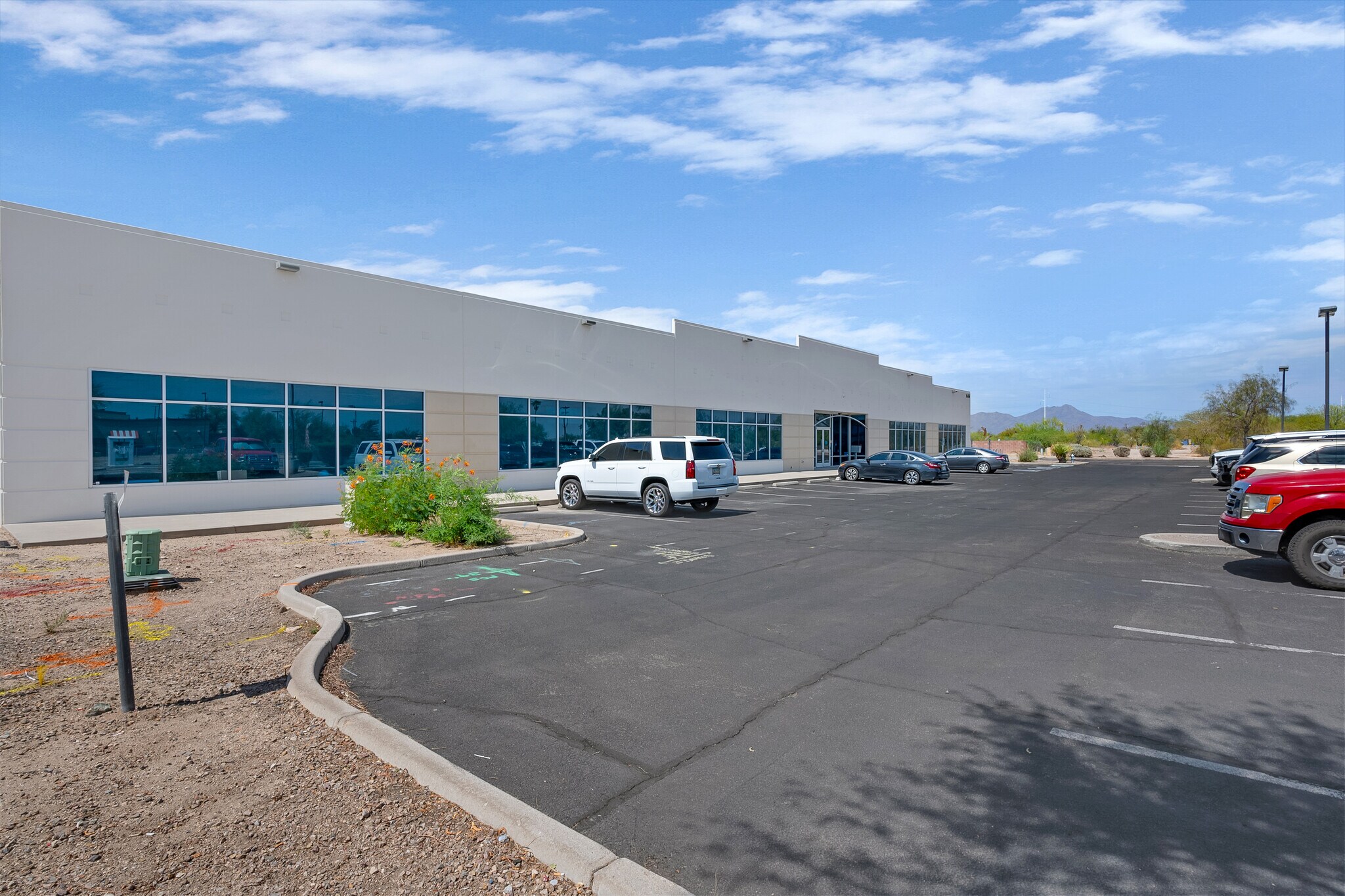 1455 W River Rd, Tucson, AZ à louer Photo du bâtiment- Image 1 de 29