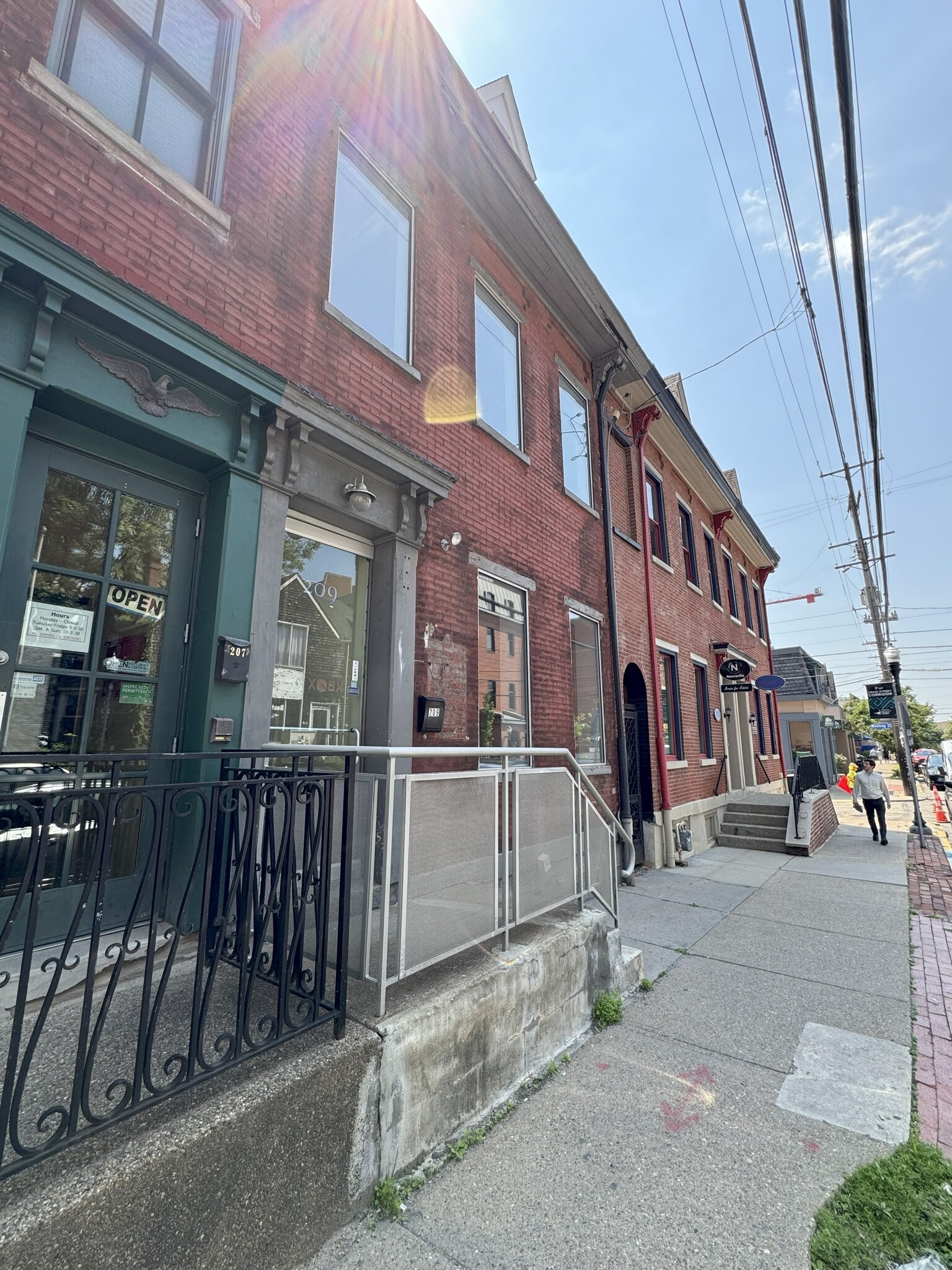 209 S Craig St, Pittsburgh, PA for lease Building Photo- Image 1 of 11