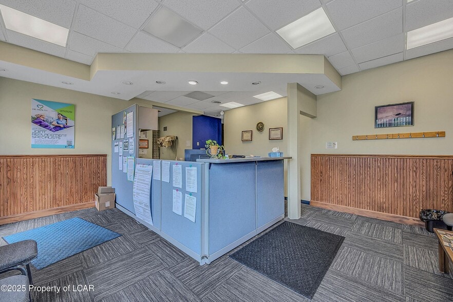 506 Hazle st, Wilkes Barre, PA for sale - Building Photo - Image 3 of 13