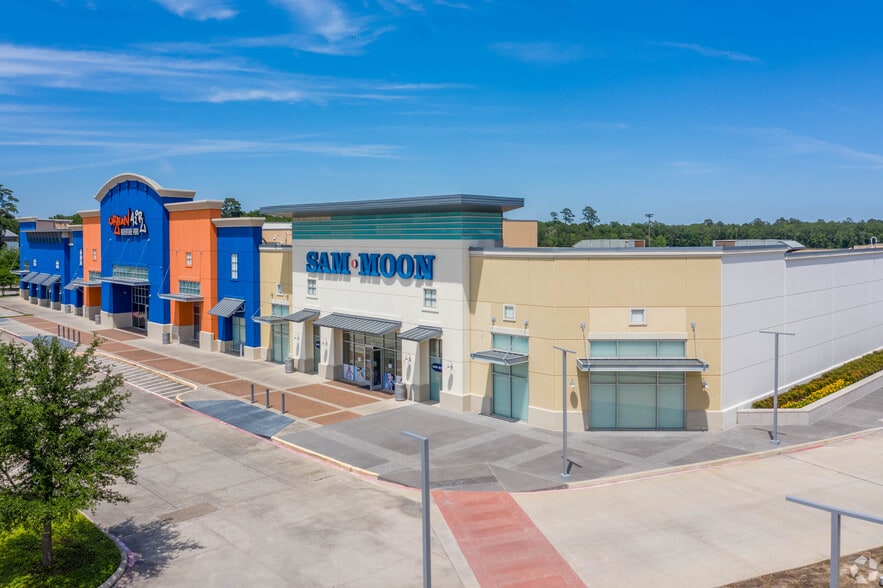 17937-17945 I-45 S, Shenandoah, TX for lease - Building Photo - Image 1 of 15