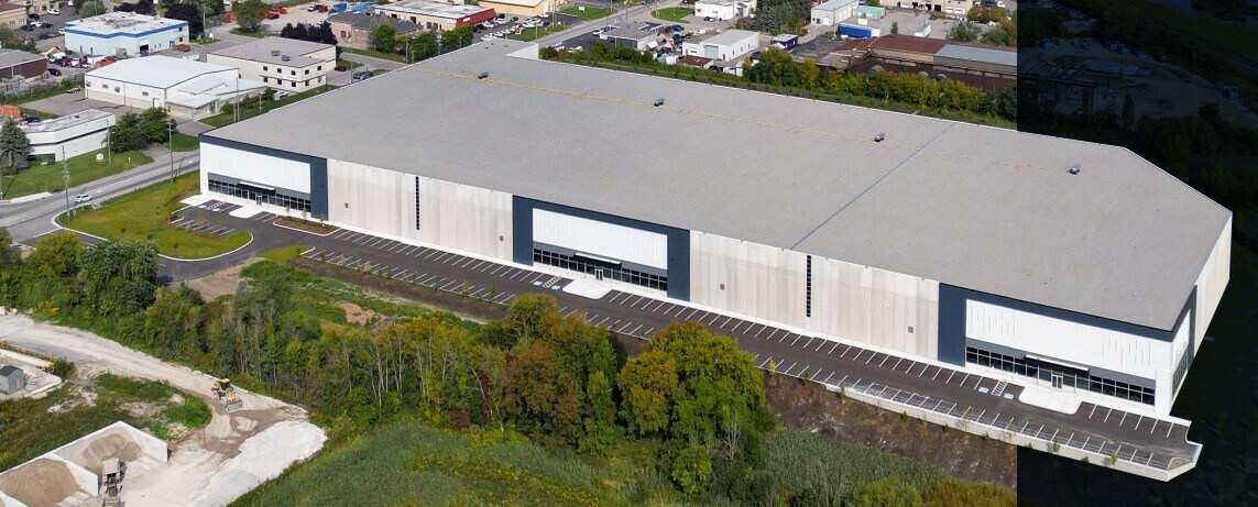 901 Hopkins St, Whitby, ON à vendre Photo du bâtiment- Image 1 de 1