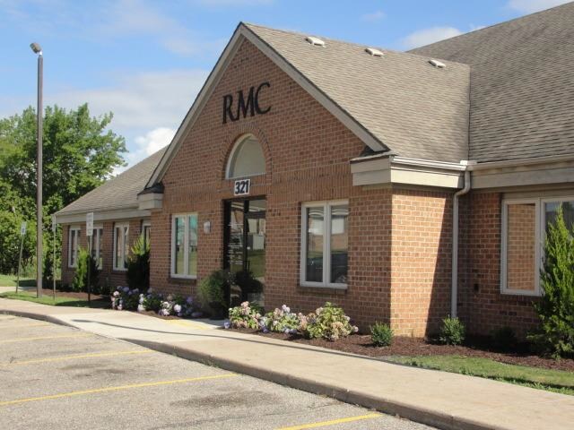 321 W Lake Lansing Rd, East Lansing, MI à louer - Photo du bâtiment - Image 1 de 12
