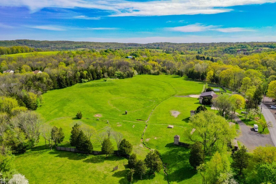 2071 Baus Rd, East Greenville, PA à vendre - Aérien - Image 2 de 59