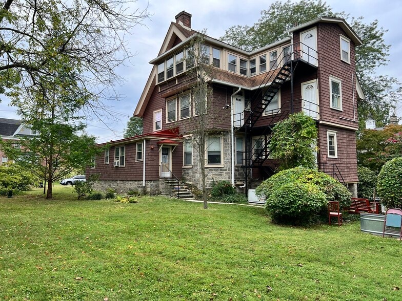29 W Stratford Ave, Lansdowne, PA for sale - Building Photo - Image 3 of 5