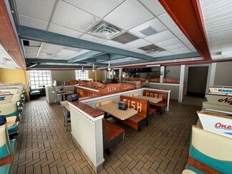 Plus de détails pour 2412 Woodville Rd, Oregon, OH - Commerce de détail à louer