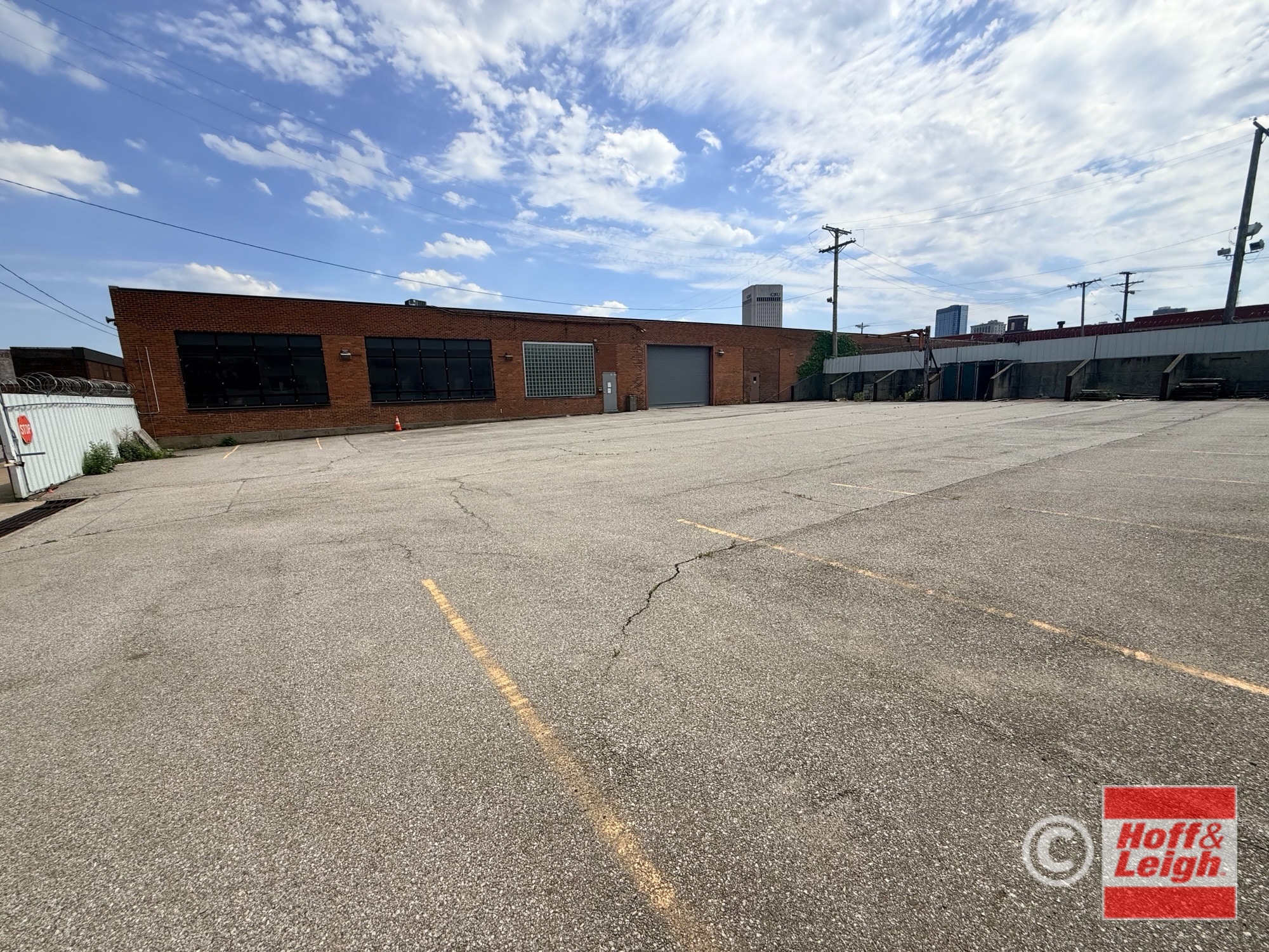 1570 E 25th St, Cleveland, OH for lease Primary Photo- Image 1 of 11