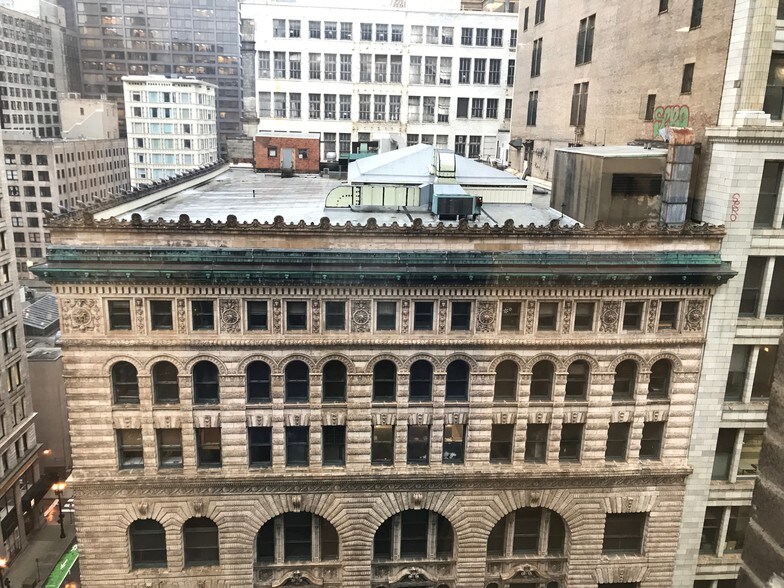 111 N Wabash Ave, Chicago, IL à louer - Photo du bâtiment - Image 2 de 10