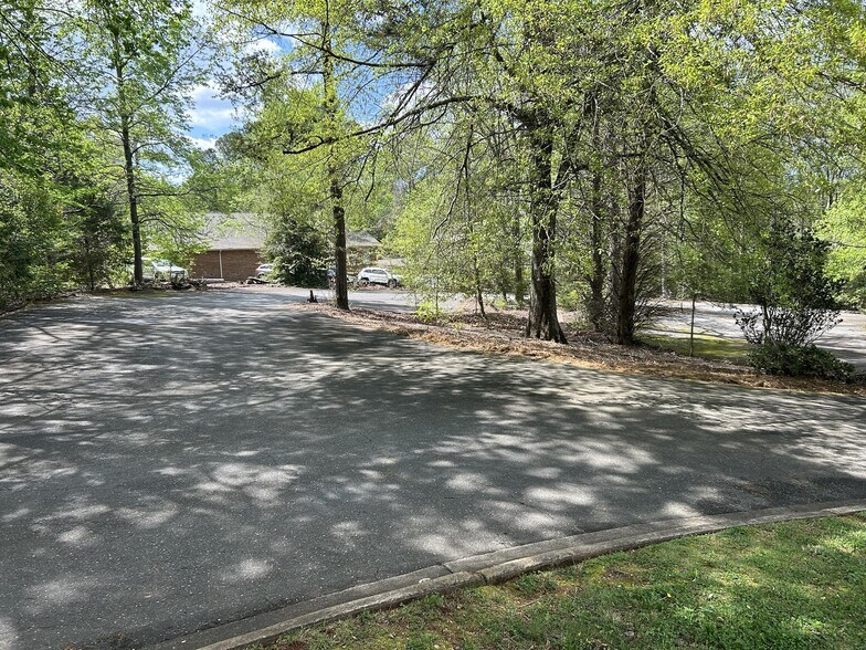 1413 N Lafayette St, Shelby, NC à vendre - Photo du bâtiment - Image 2 de 10