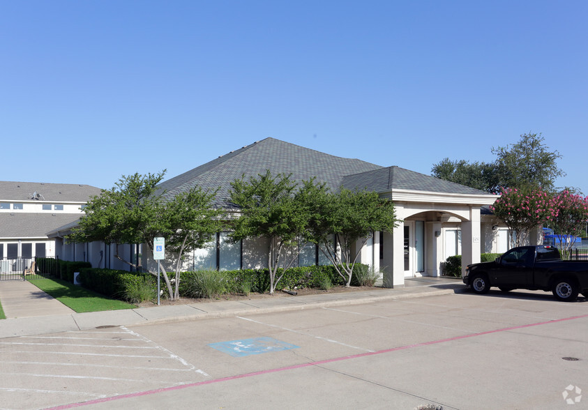 5170 Village Creek Dr, Plano, TX for lease - Primary Photo - Image 1 of 2