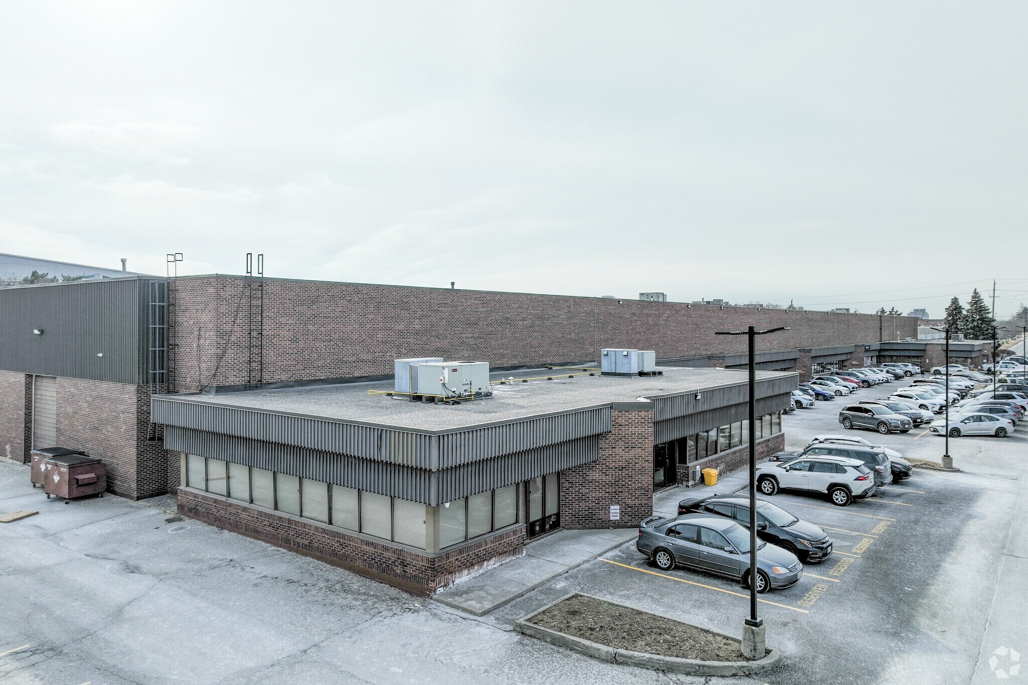 450-500 Esna Park Dr, Markham, ON à vendre Photo principale- Image 1 de 1