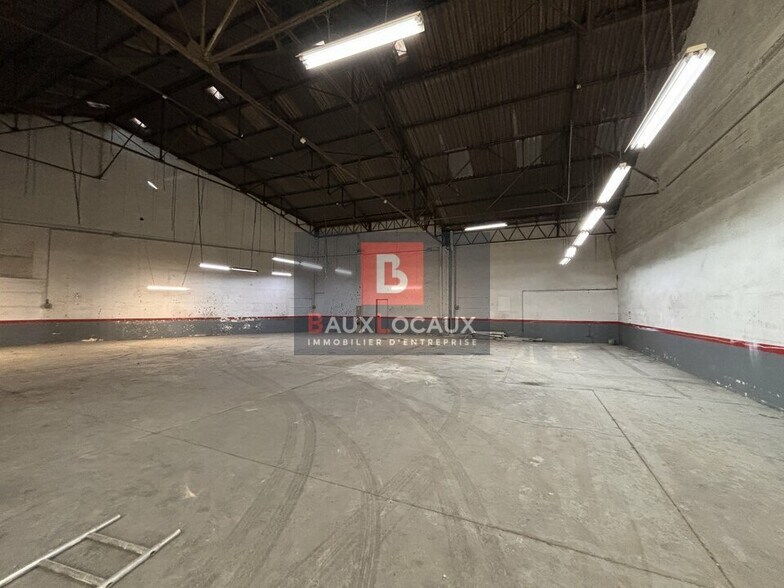 Retail in Avignon for lease - Interior Photo - Image 3 of 8