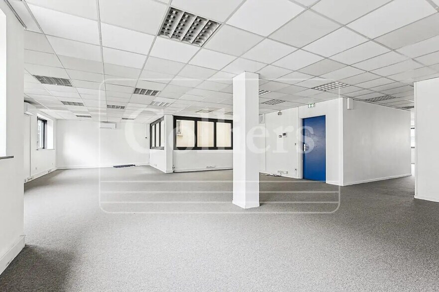 26 Rue Anatole France, Levallois-Perret for lease - Interior Photo - Image 2 of 12