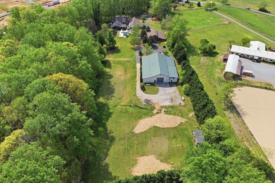 611 Elliott Rd, Dawsonville, GA à vendre - Photo du bâtiment - Image 3 de 15