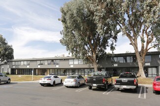 Plus de détails pour 17951 Sky Park Cir, Irvine, CA - Commerce de détail à louer