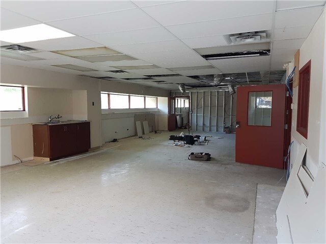 201 Wilson St, Hamilton, ON à vendre - Photo principale - Image 1 de 1