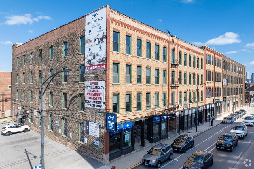 1901 N Clybourn Ave, Chicago, IL for lease - Building Photo - Image 1 of 56