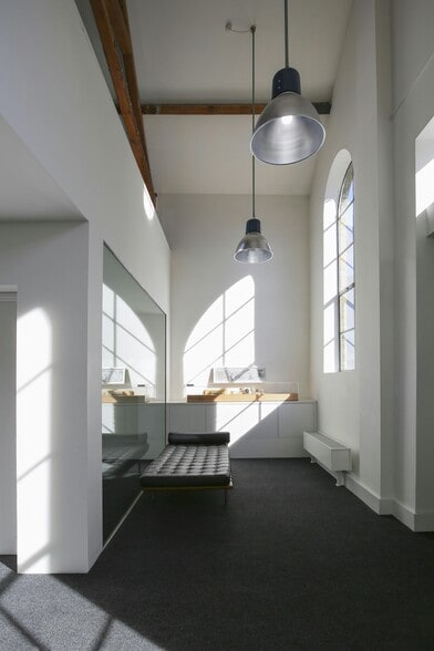 2 Wilkin St, Londres à vendre - Photo du bâtiment - Image 2 de 9