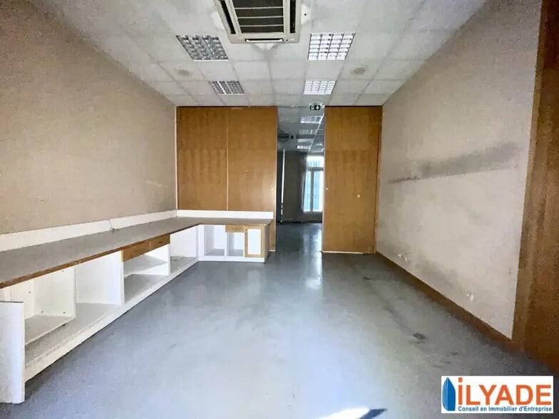 26 Rue Edouard Delanglade, Marseille à louer - Photo intérieure - Image 1 de 4