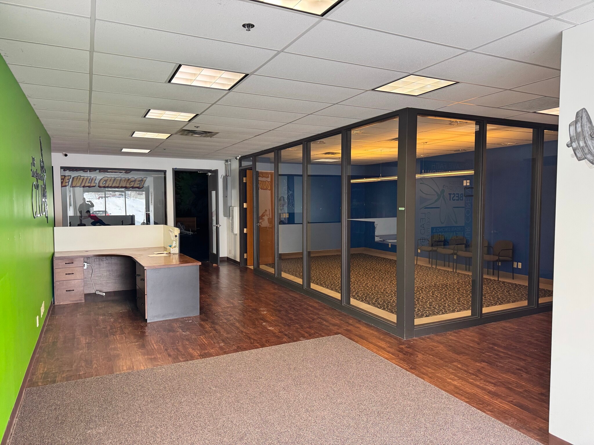 1351-1365 Park Rd, Chanhassen, MN for lease Interior Photo- Image 1 of 6