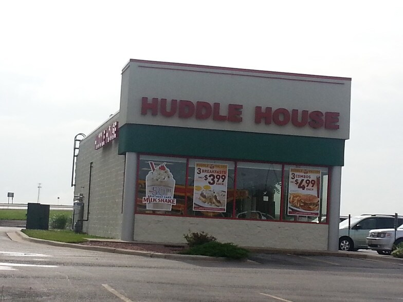 1000 Ann Rutledge Dr, Williamsville, IL à vendre - Photo du bâtiment - Image 3 de 3